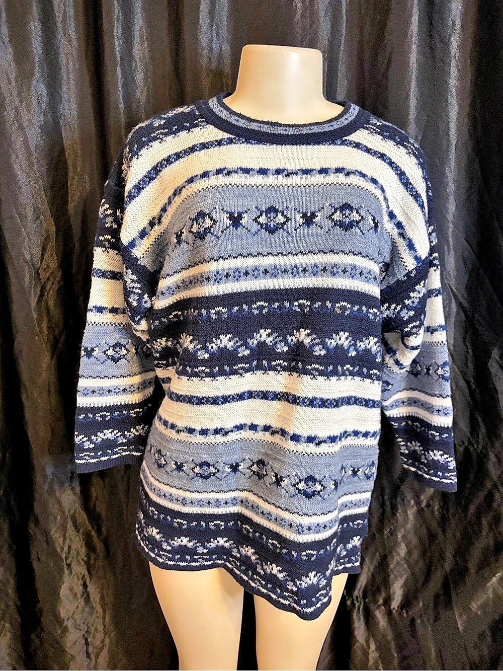Donna Scott vintage 90s Fall Collection Geometric Crewneck Sweater in Blue & Cre